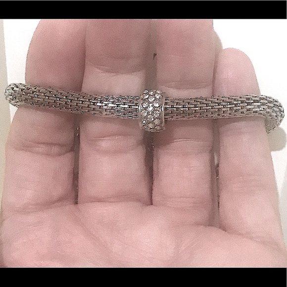 🆕🔥ELLEN TRACY ELEGANT&GORG SILVER QTY OF 3BRACELETS:ALL SILVER&PEARL👀ALL PICS - Picture 9 of 17